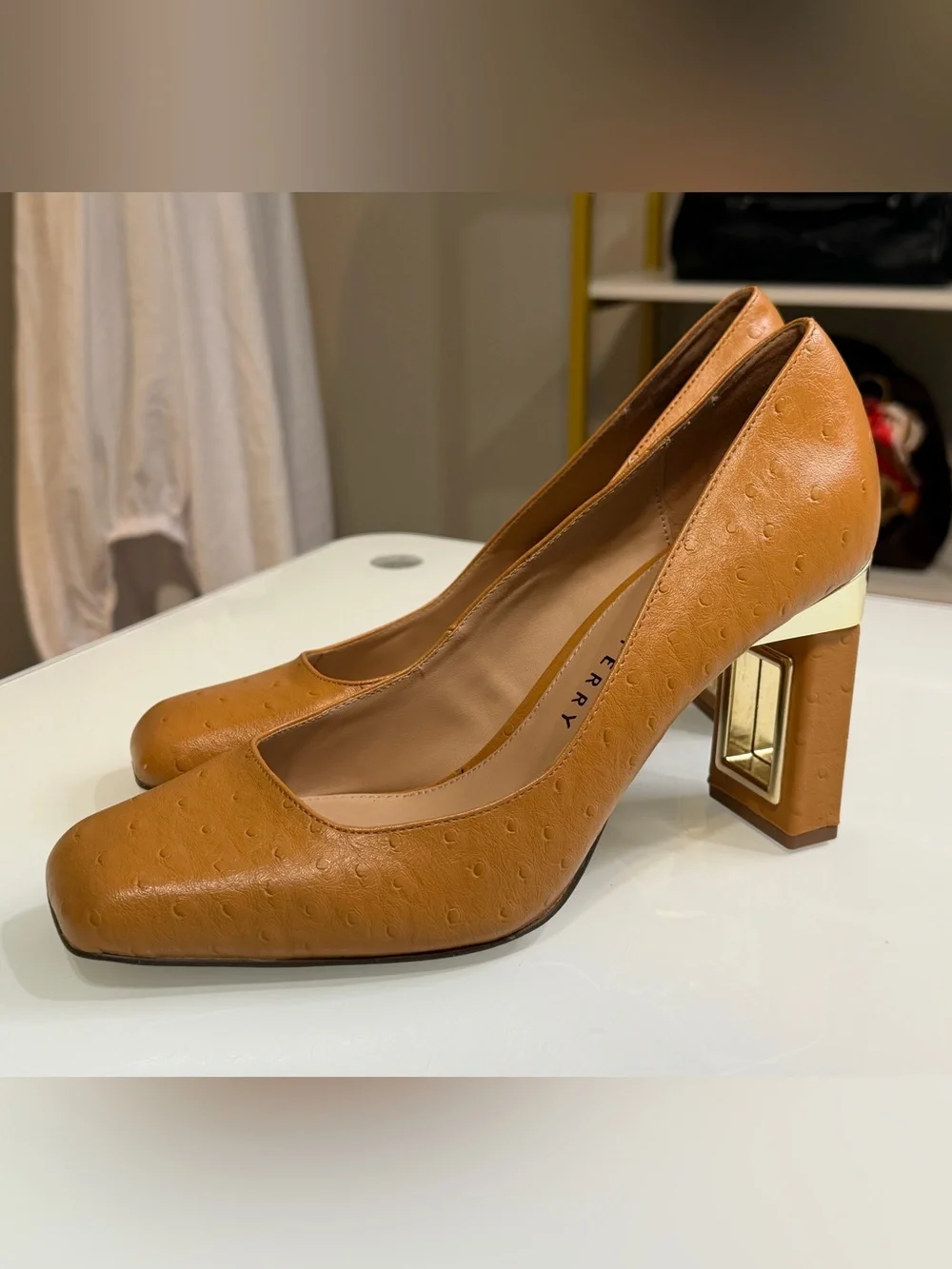 Katy Perry The Hollow Heel Pump Cognac Ostrich finish Size 10